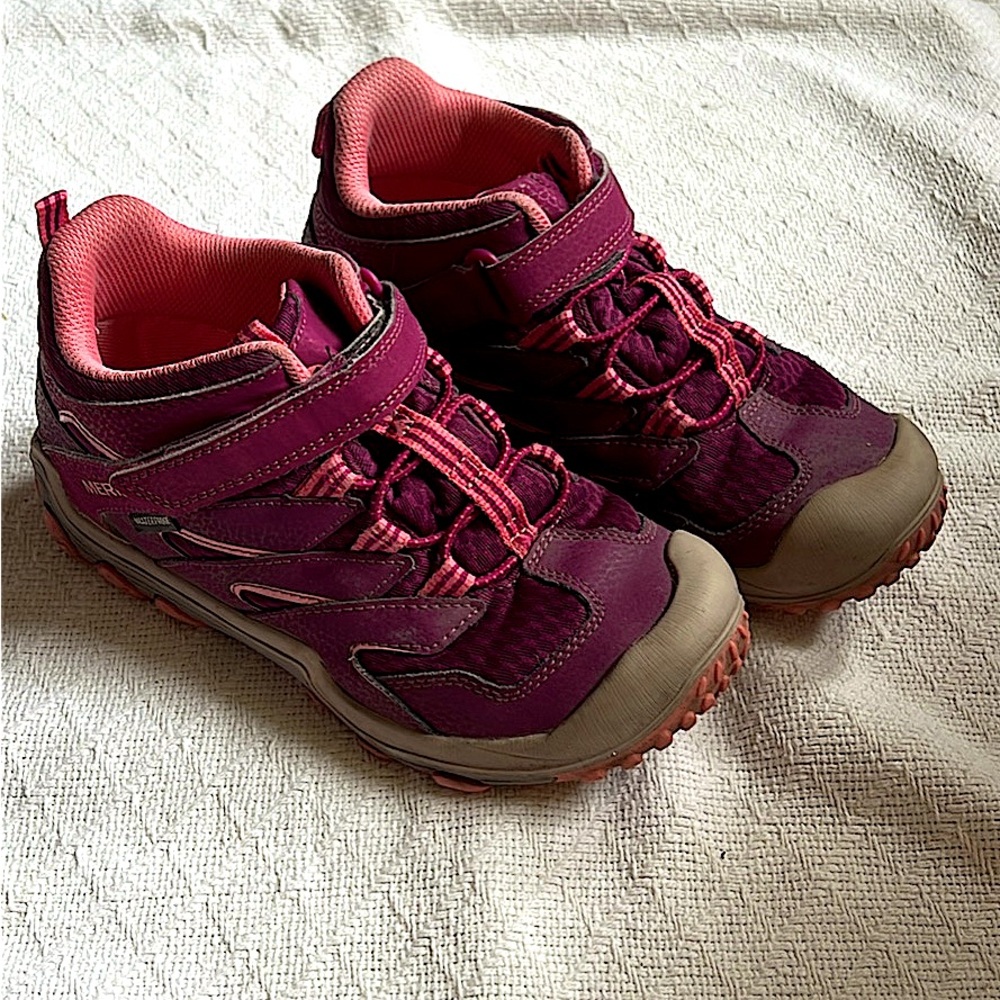 MERRELL Chameleon 7 Access Mid Hiking Shoes Girls Size 2.5